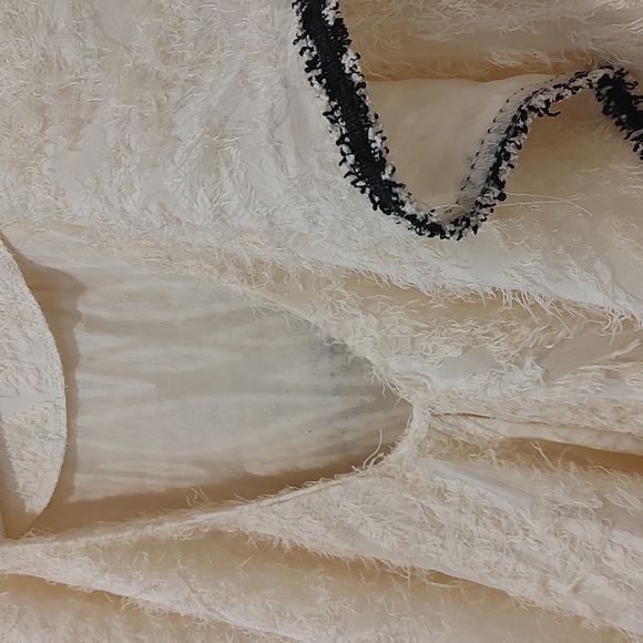 Woman top - Picture 4 of 4